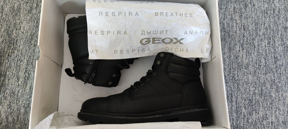 Ghete Geox, din piele