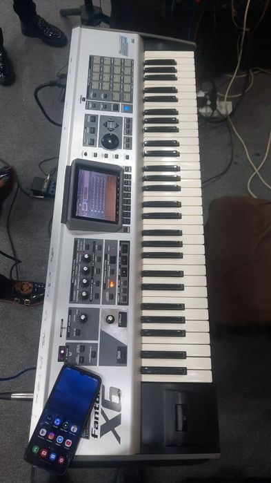 roland fantom x6