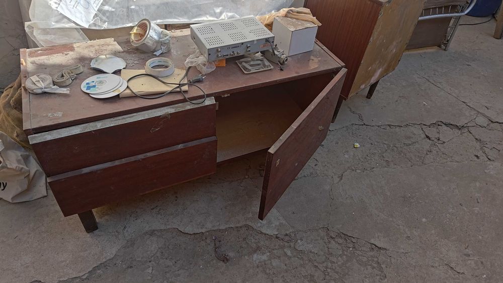 отдам даром мебель из дома