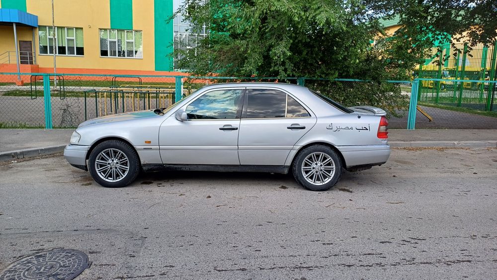 Мерседес жағдайы жақсы срочно