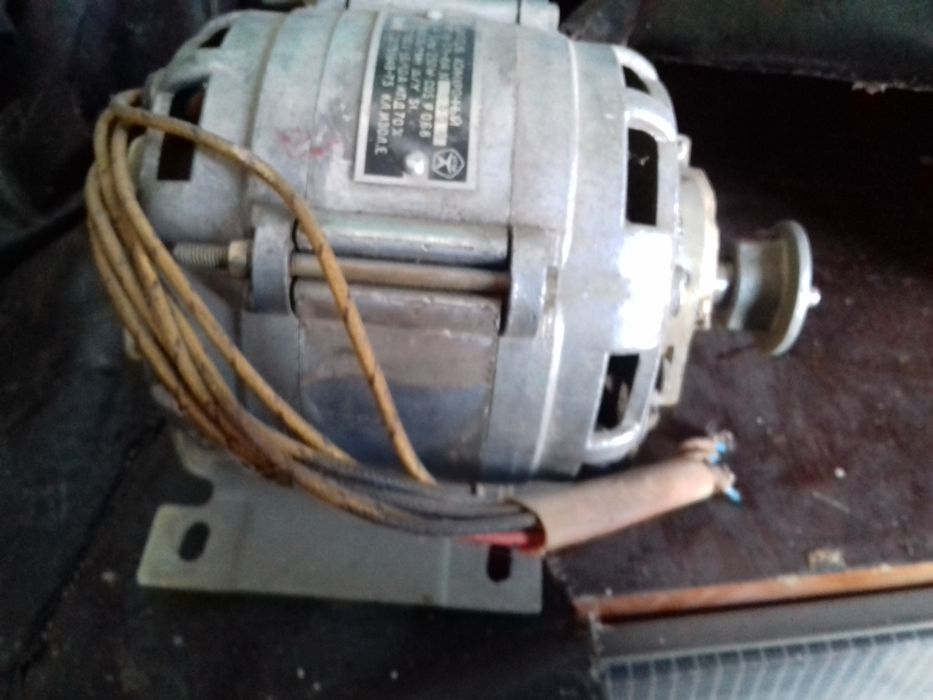 Электродвигатели новые и б/у.