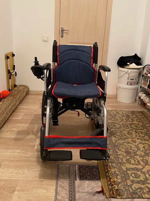 Электрический инвалидная коляска