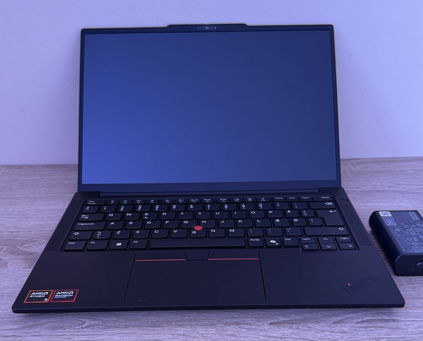 Laptop Lenovo E14 Gen7 NOU ! GARANTIE ! Ryzen 3 210 w 16GB ram 14,2”