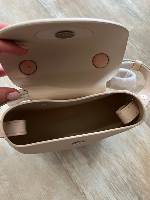 Малка дамска чанта