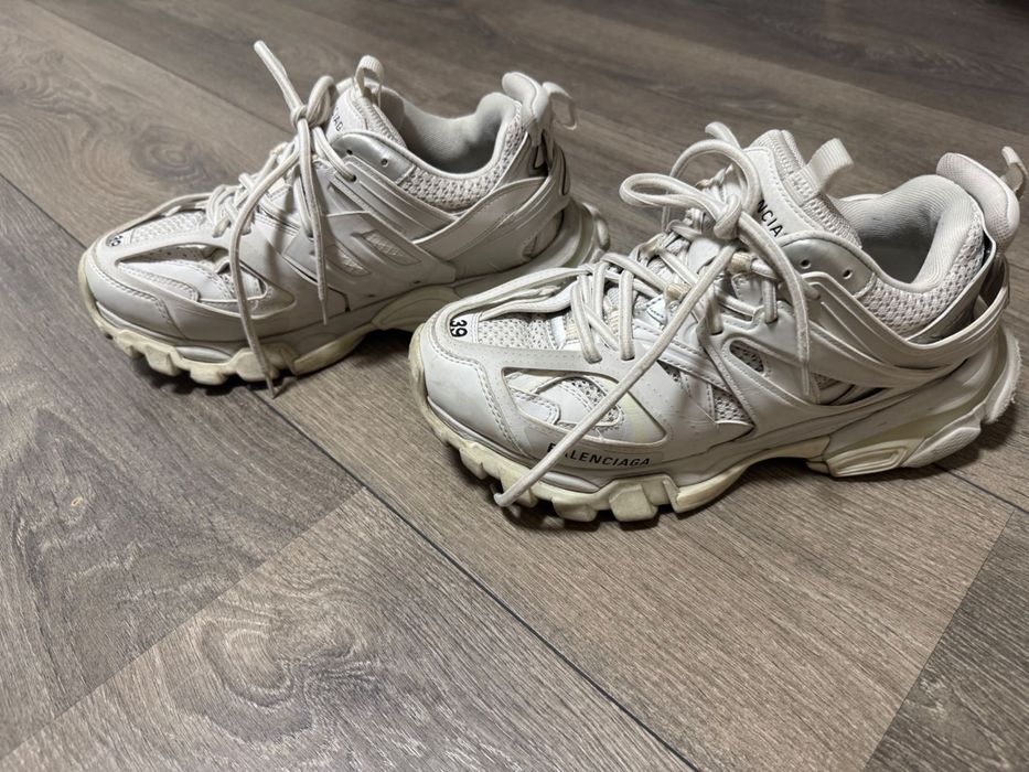Balenciaga Track
