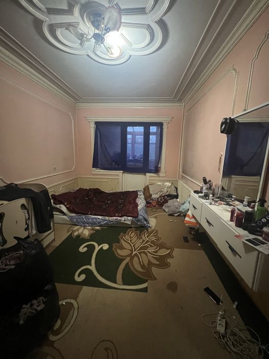 Юнусабадский район. 3/4/5 Тоза ремонт Обш:70 кВ.м.Ор.р Шох сарой