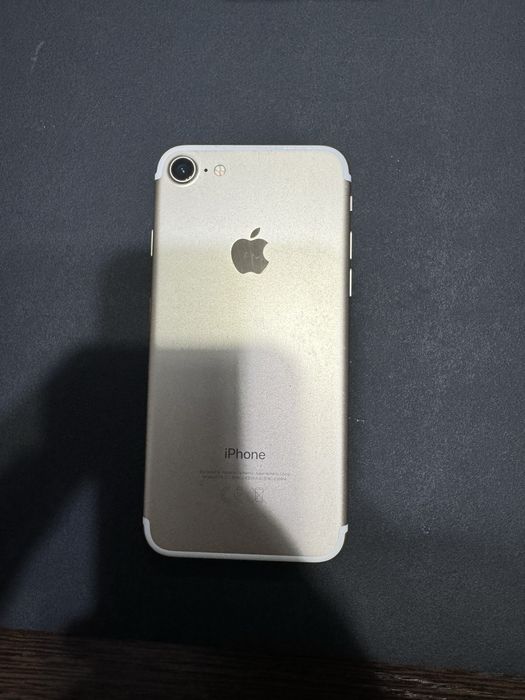 Продам iPhone 7, 16gb