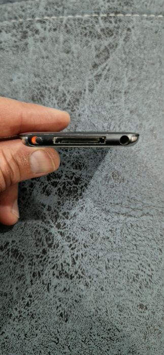 Apple iPad  nono 8 gigabaet плер оргинал