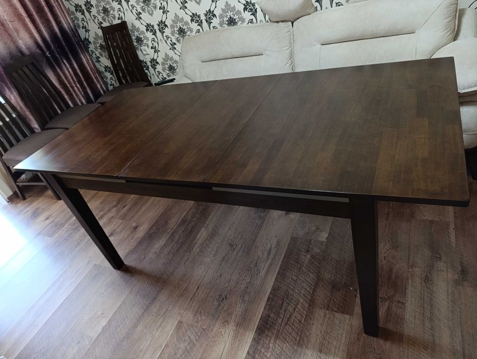 Стол обеденный и 8 стульев. Натуральное дерево