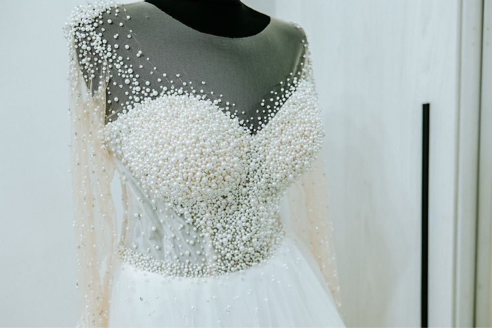 Vând rochie de mireasă