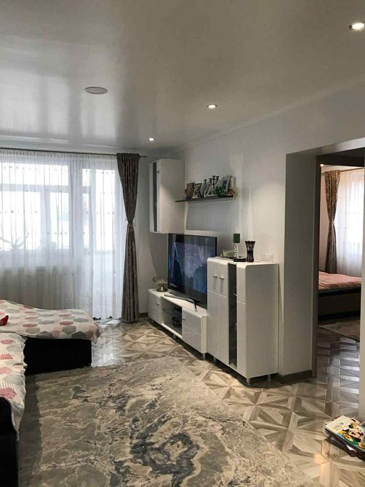 De vânzare apartament renovat recent