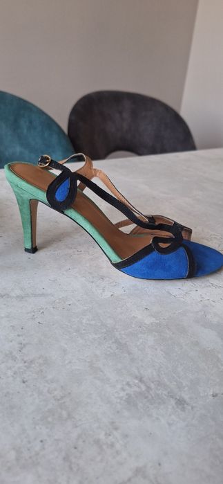 Дамски сандали 38