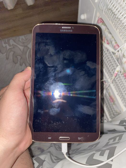 Продается Galaxi Tab 3 срочно