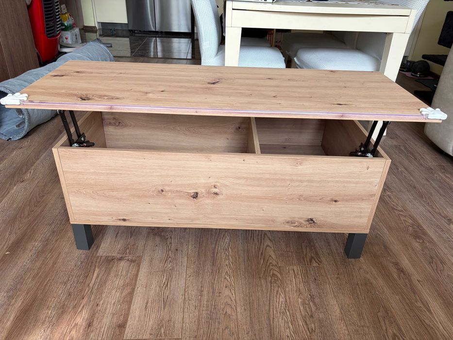 Холна маса с повдигащ се плот