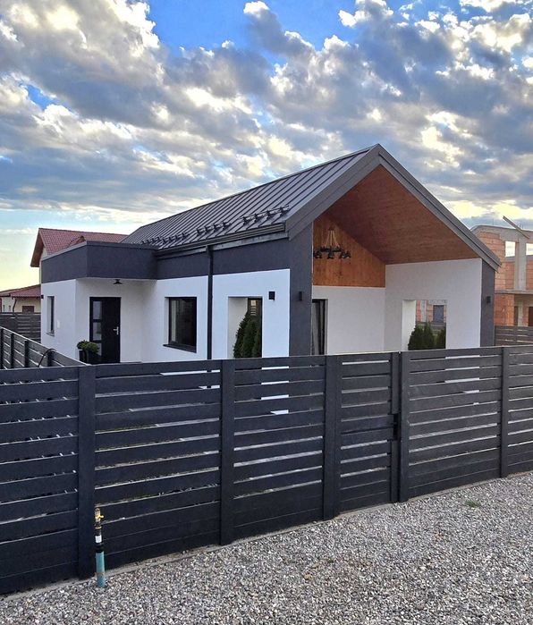 Casa Moderna Stil Nordic, 3 Camere pe Parter, Living Generos, Terasa Acoperita si Curte Proprie - Cartier Izvor - Brasov