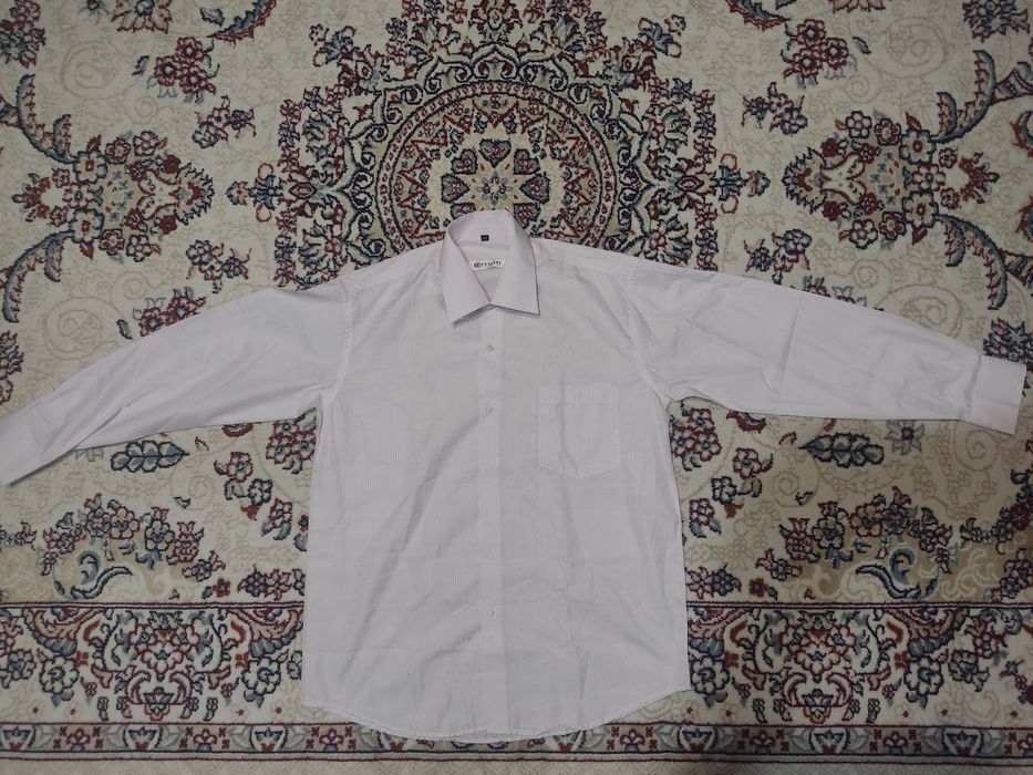 Продаю рубашки новые