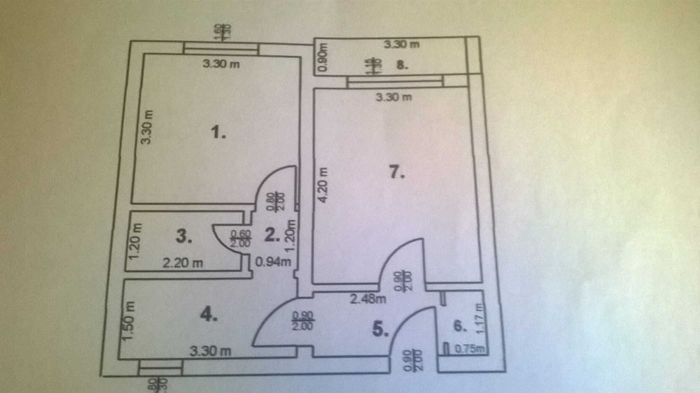 Vând apartament semidecomandat