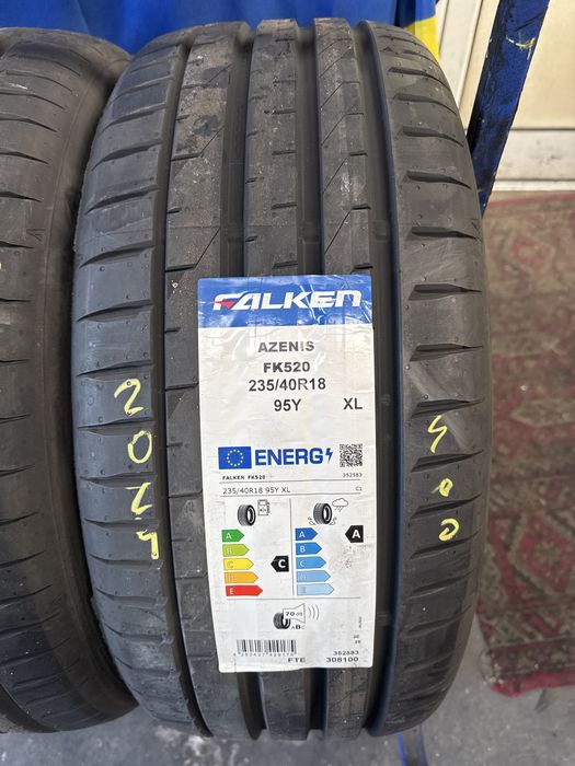 235/40/18 95Y Falken