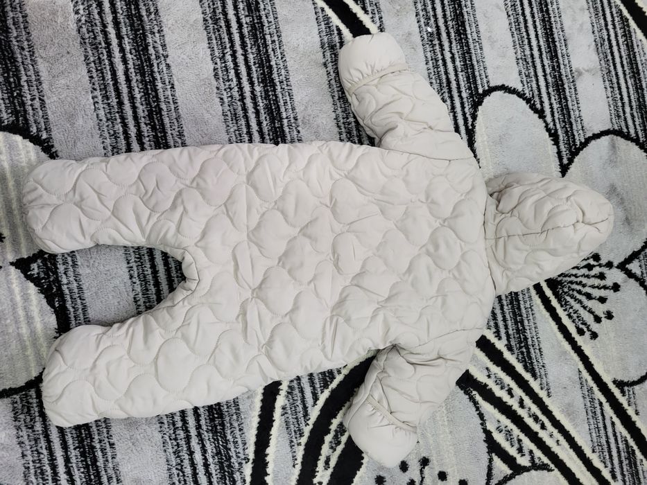 Combinezon 2-4 luni,salopete plus plover toate la 100 de lei