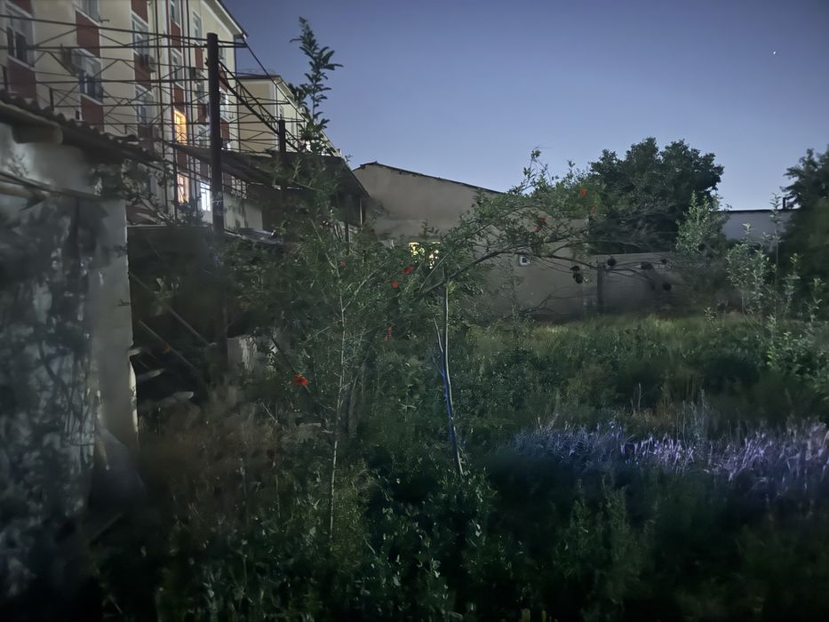 4 sotix yer sotiladi