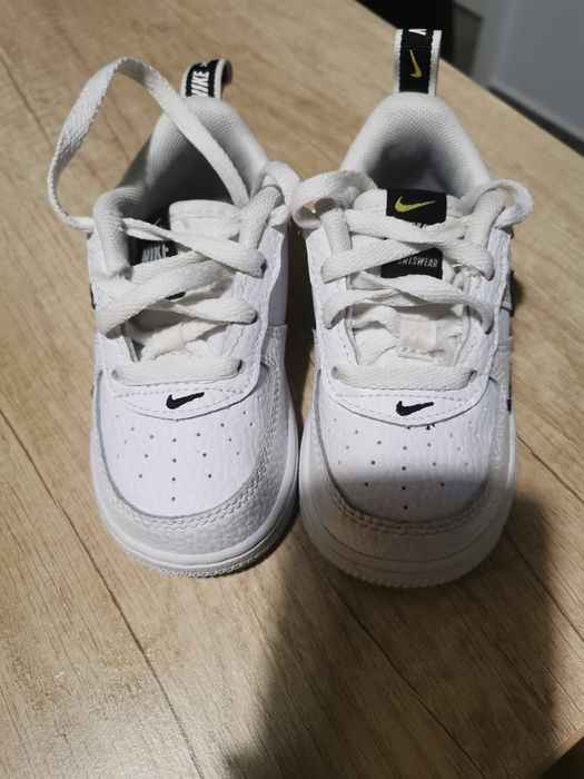 Pantofi sport Nike, marimea 22