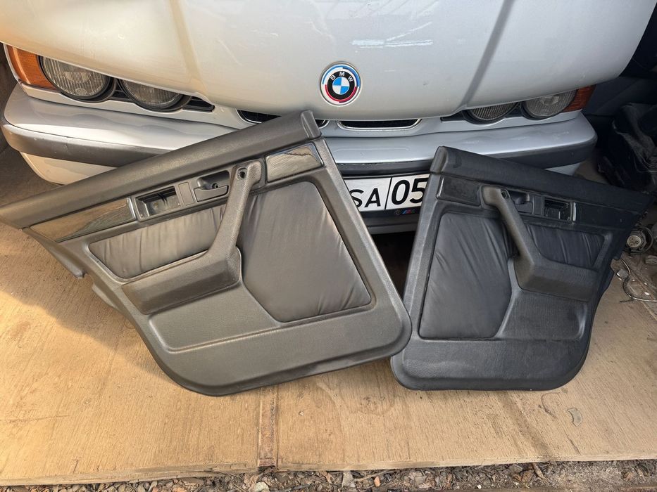 Вставки для дверных карт на БМВ Е34