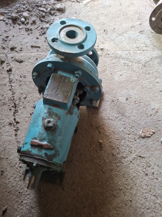 Продам насос химический