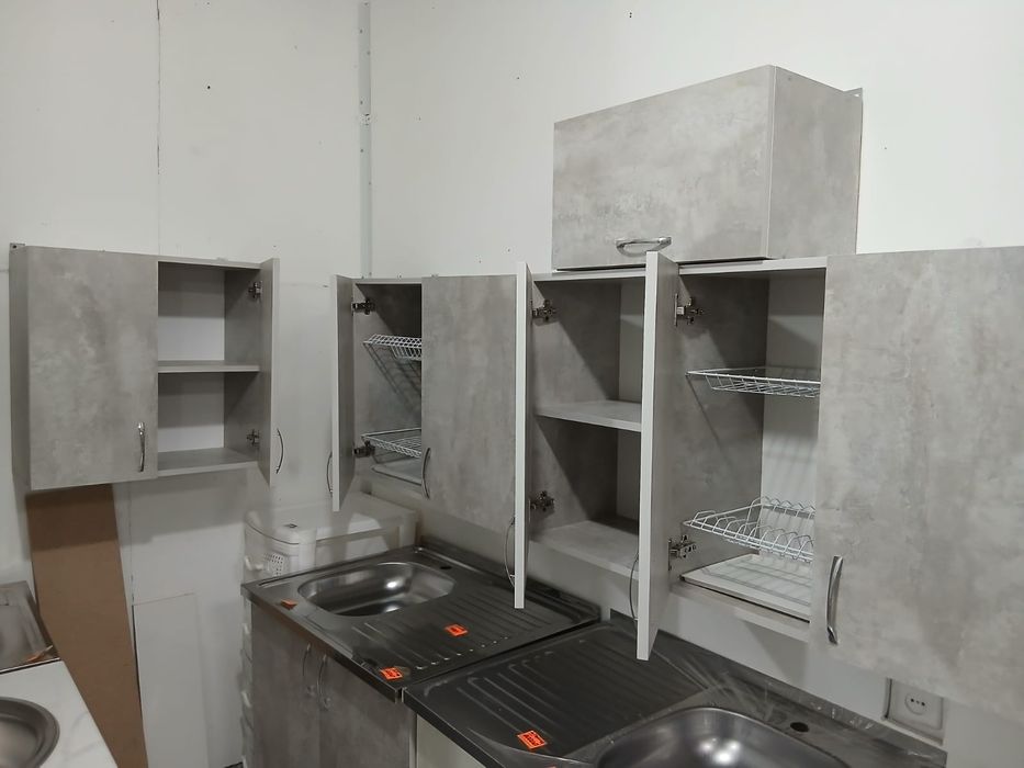 Шкафы для кухни, навесные.