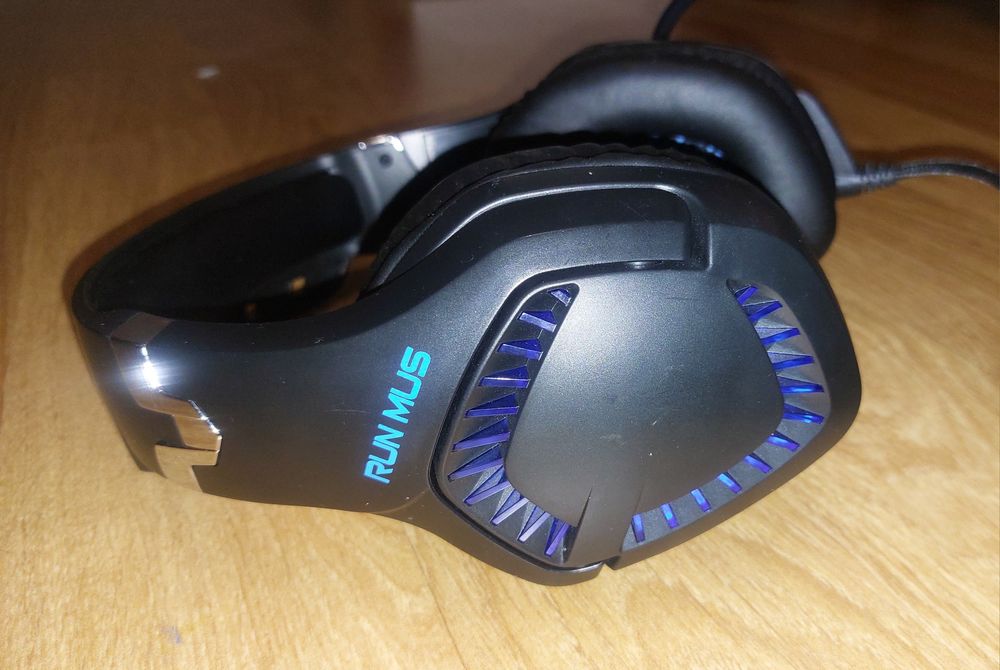 Casti profesionale de gaming