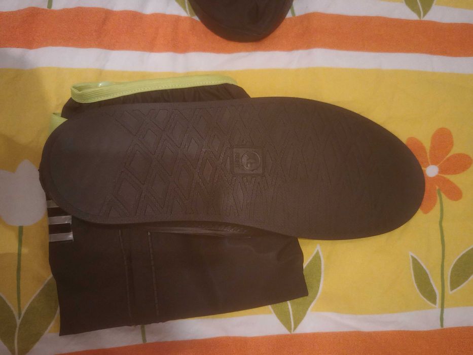 Водоустойчиви калъфи за спортни обувки (XL) за многократна употреба.