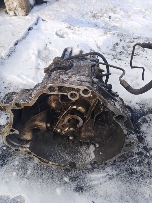 Продам коробку на Ауди 80