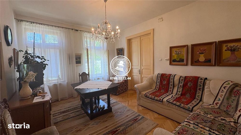 Vila  de vanzare  Copou,
