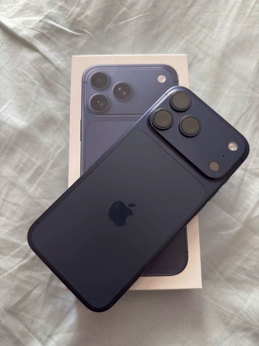 iPhone 17 Pro синий 512 ГБ