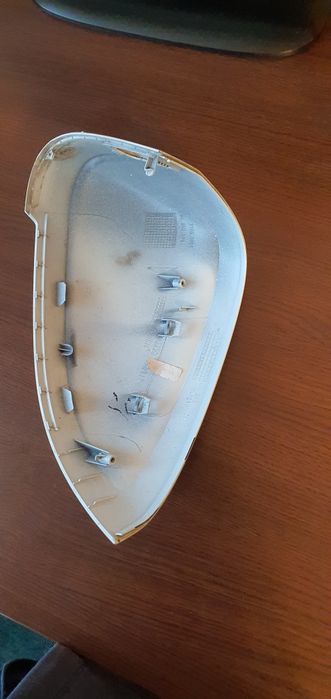 Капачка за дясно огледало за Audi A4B9