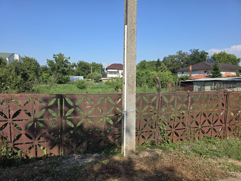 Teren intravilan BILCIURESTI DAMBOVITA.  Teren liber cu anexa 30 mp 2 camere