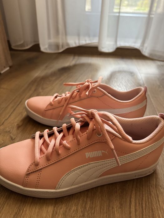 Дамски маратонки PUMA women's smash v2 l perf peach