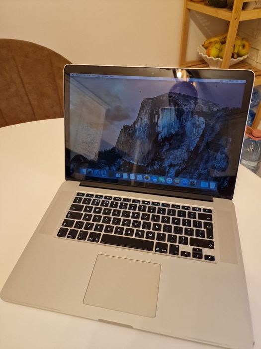 MacBook Pro 16GB