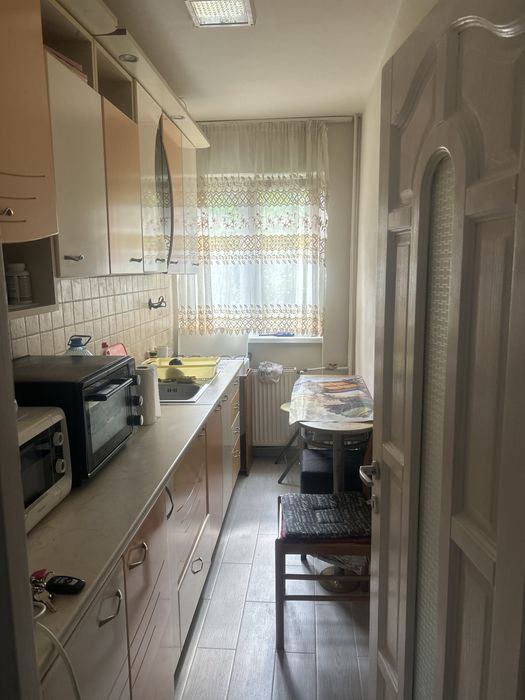 Vand apartament 2 camere