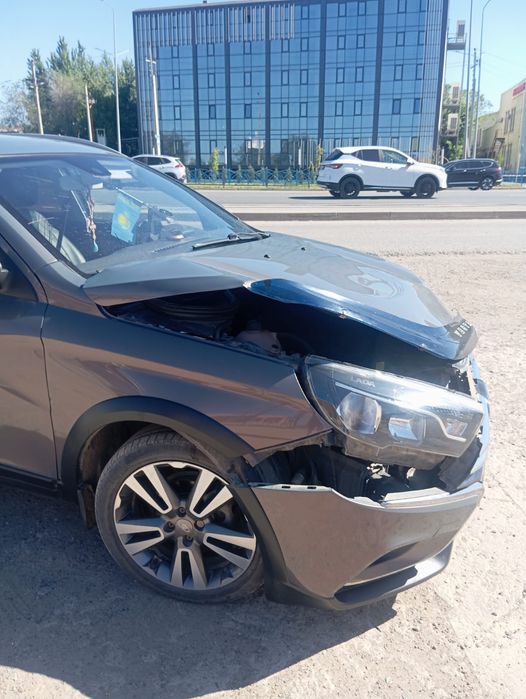 Продам Лада веста кросс