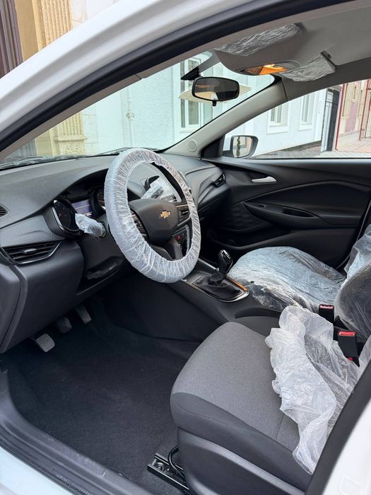 Chevrolet Onix 2025 yil