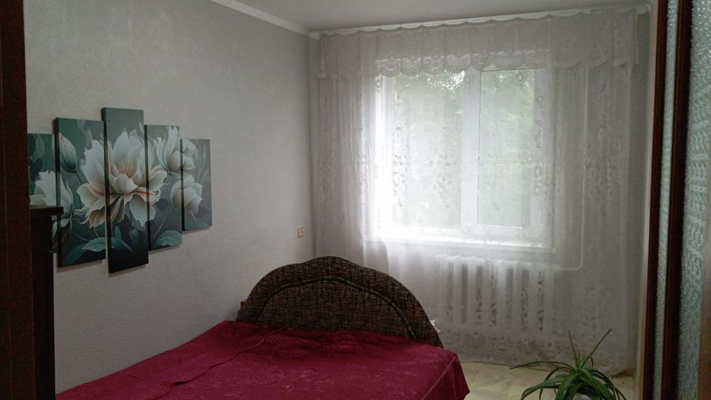 Продам 4хком. квартиру район Океана.