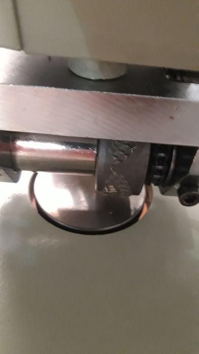 Ултиразвукавой машина янги холи ишлатилмаган.