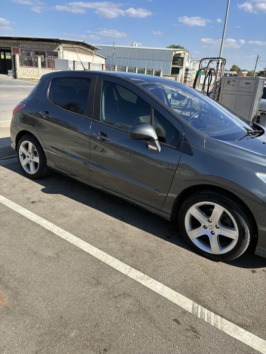 Peugeot 308 1.6 HDi 109 к.с. – 2009 г.