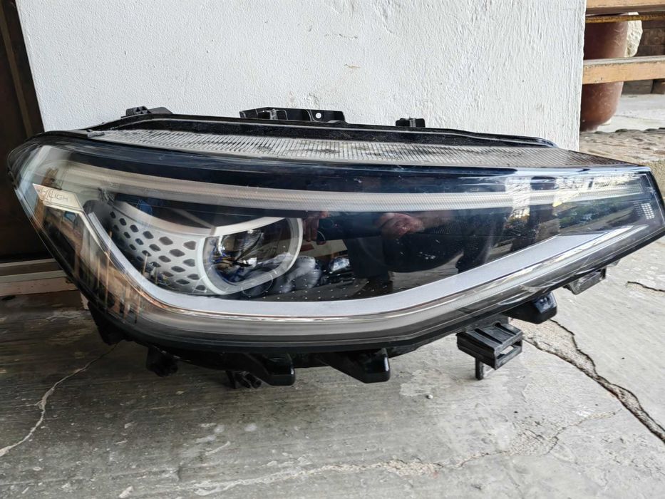 Фар VW ID4 десен Оригинален