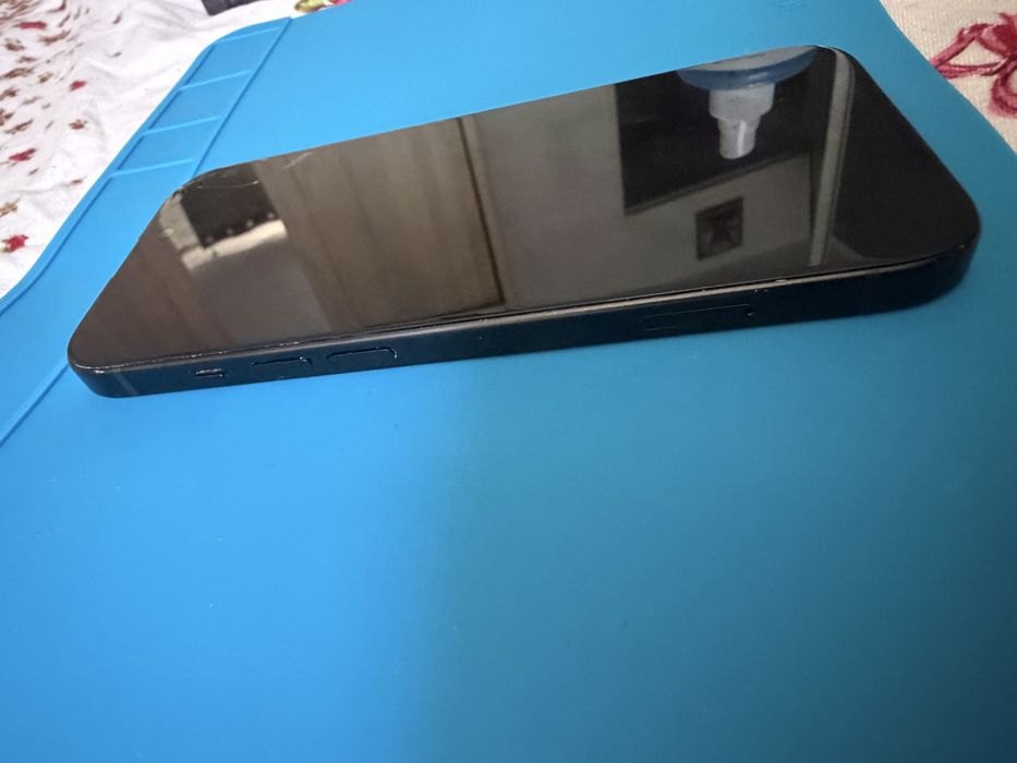 Carcasa originala  iphone 15