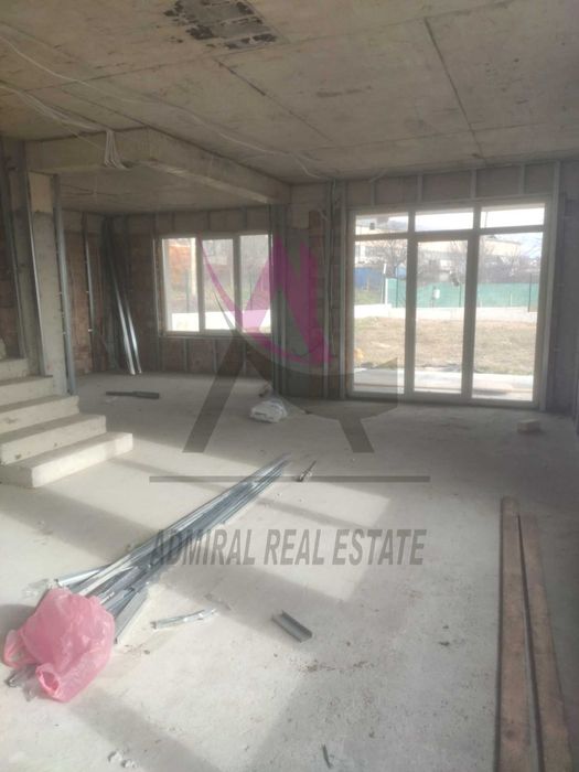 Продава се Къща в Варна, м-т Боровец - юг - 200 кв.м за 1500 €/кв.м - Снимка #9