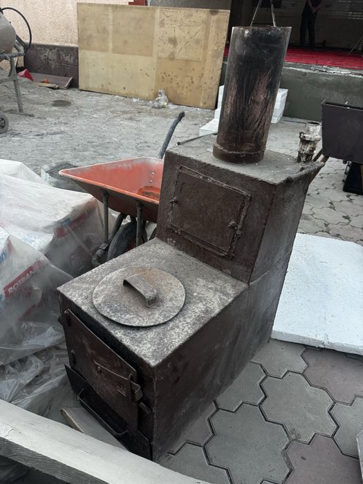 Продам печь угольную
