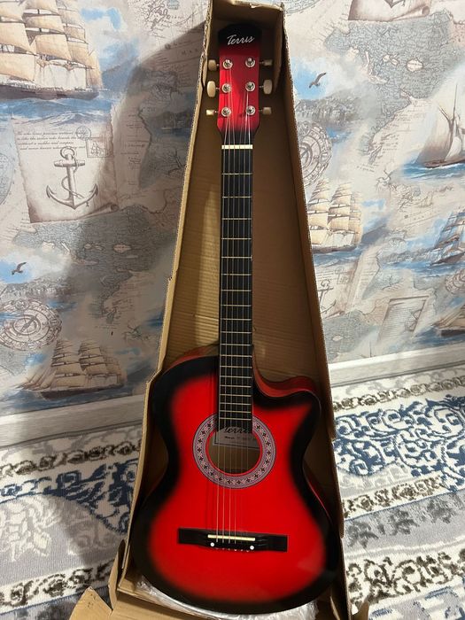 Акустическая гитара