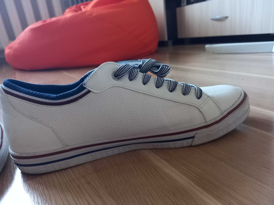 Мъжки Кецове/Маратонки Mustang №42