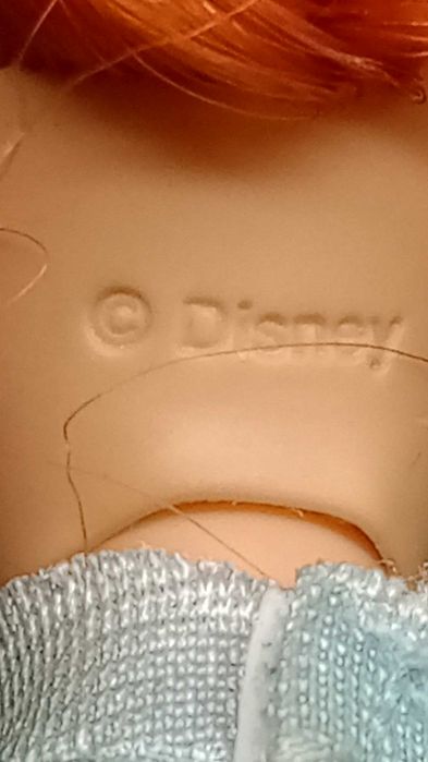 Кукли Барби,Кен и от филмче "Замръзналото Кралство " Елза и Анна